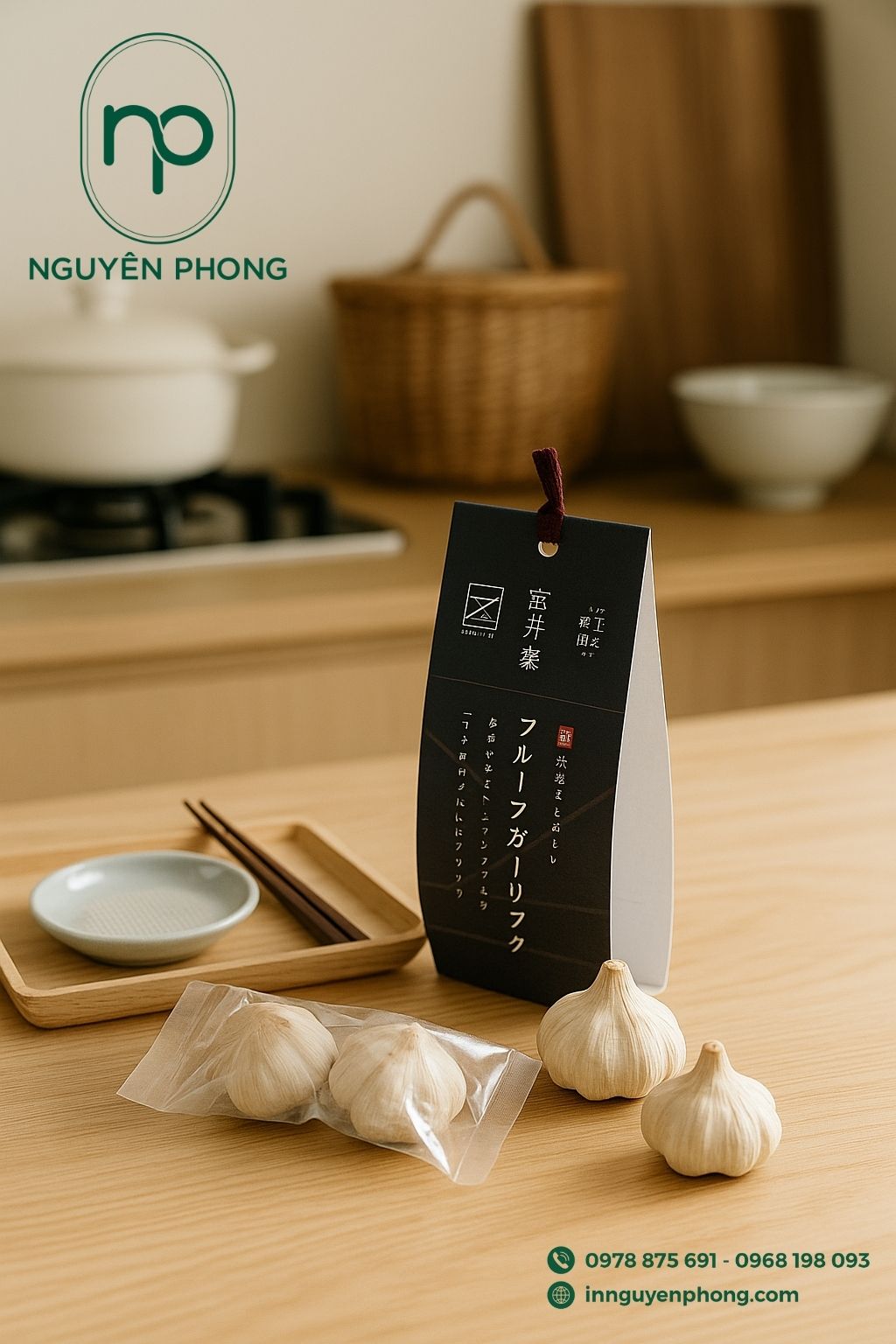 Mẫu túi kraft in màu đựng tỏi đen đơn giản